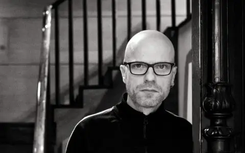 Diego Ameixeiras presenta "O derradeiro gimlet" en la Librería NUMAX